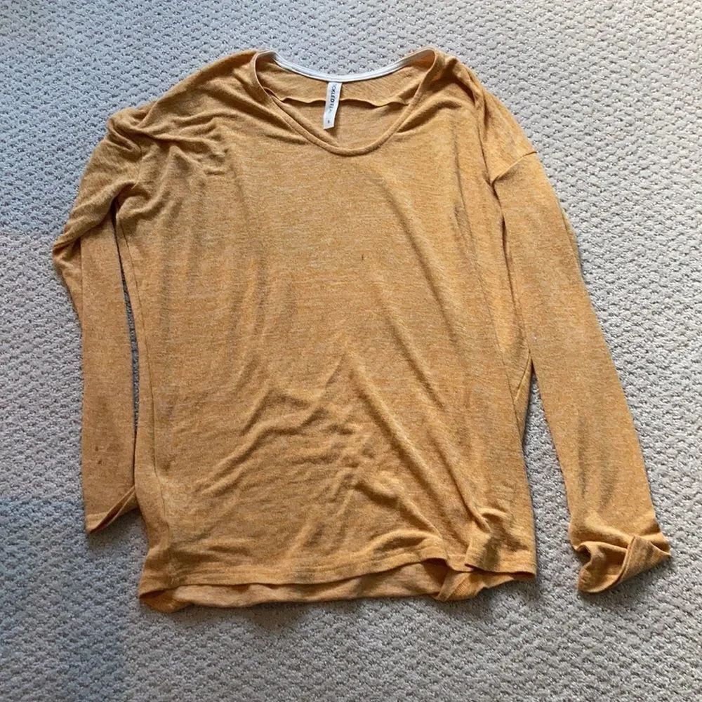 Gold long sleeve